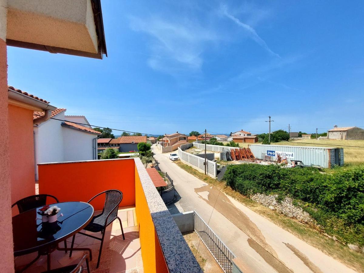 Apartman Zeljo Galižana Εξωτερικό φωτογραφία