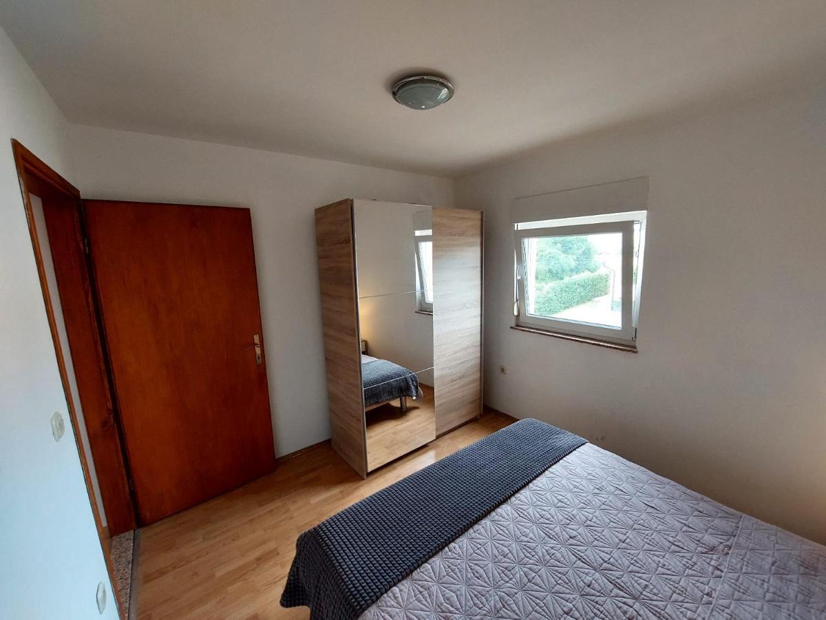 Apartman Zeljo Galižana Εξωτερικό φωτογραφία